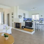 Seafront Melissa Villa *