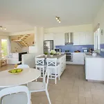Seafront Melissa Villa *