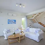 Seafront Melissa Villa *